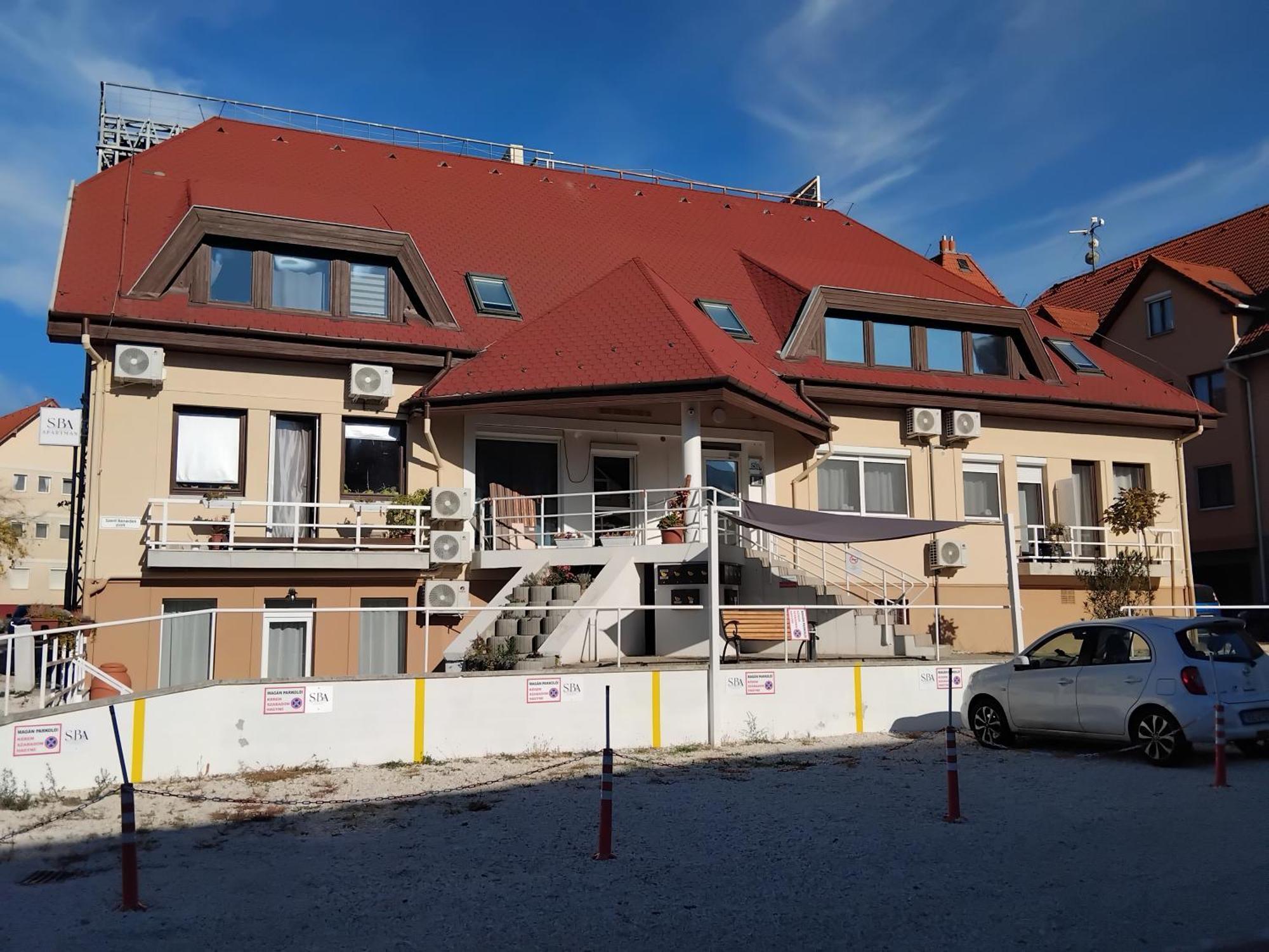 Szent Benedek Apartman Apartment Fot Exterior photo