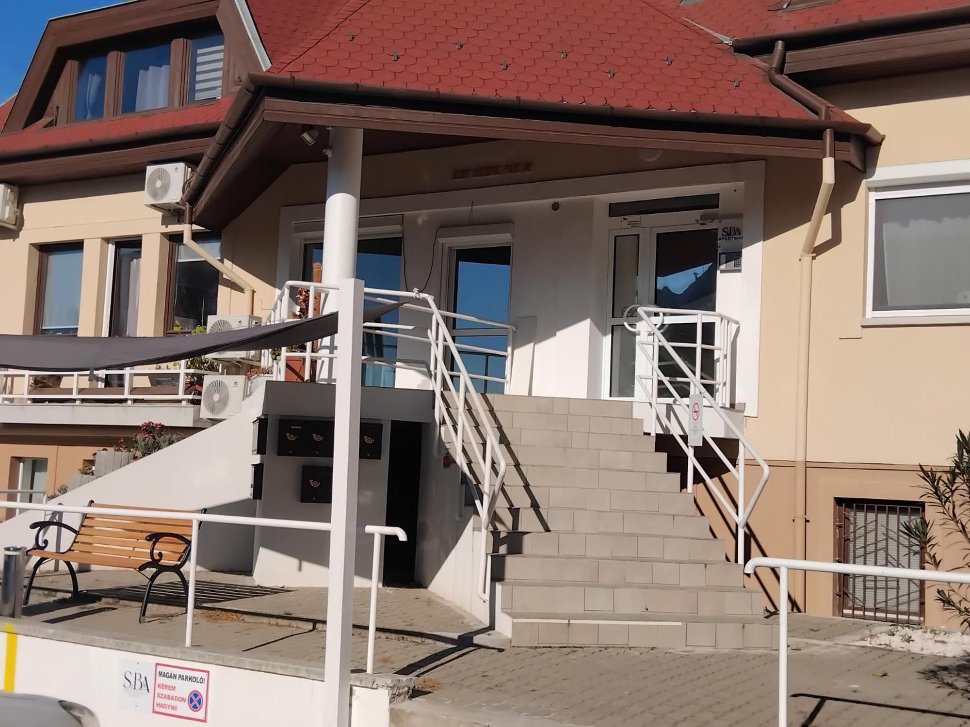 Szent Benedek Apartman Apartment Fot Exterior photo